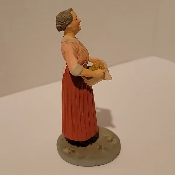 Wizard of Oz Auntie Em - Picture 2 of 5